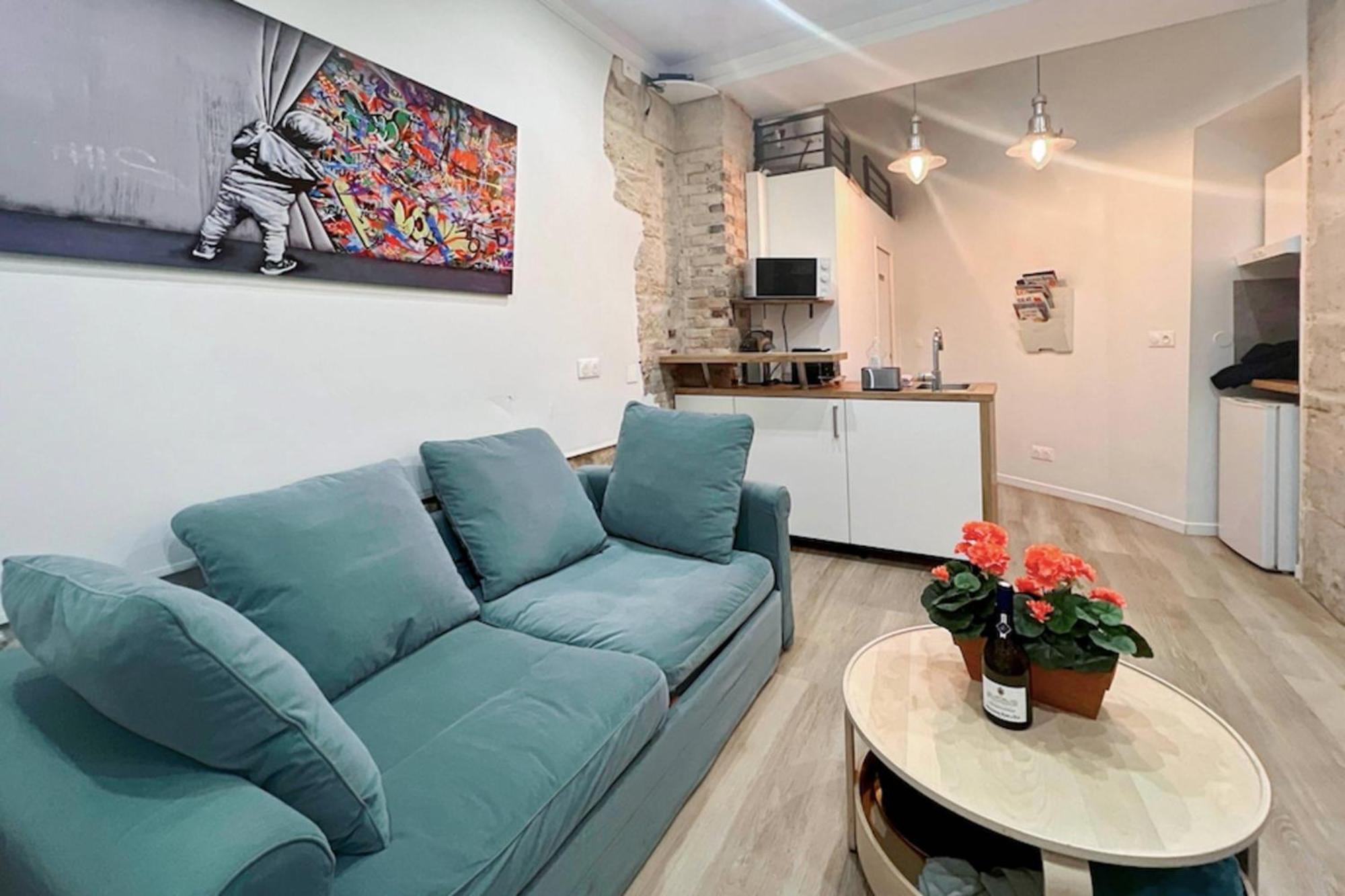 Ideally Located And Atypical Apartment In Paris Eksteriør bilde